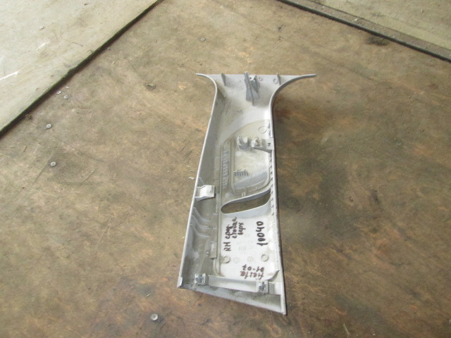 Обшивка стойки Ford Fiesta V 2001-2009 A24582 на Ford Fiesta V