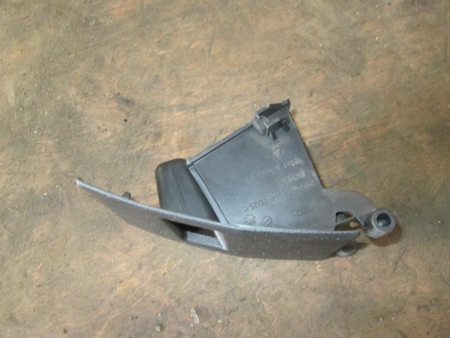 Бардачок Ford Fiesta V 2001-2009 на Ford Fiesta V