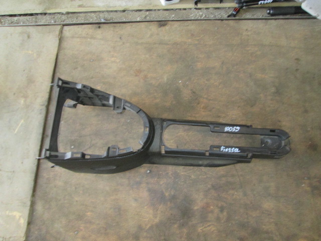 Обшивка салона Ford Fiesta V 2001-2009 на Ford Fiesta V