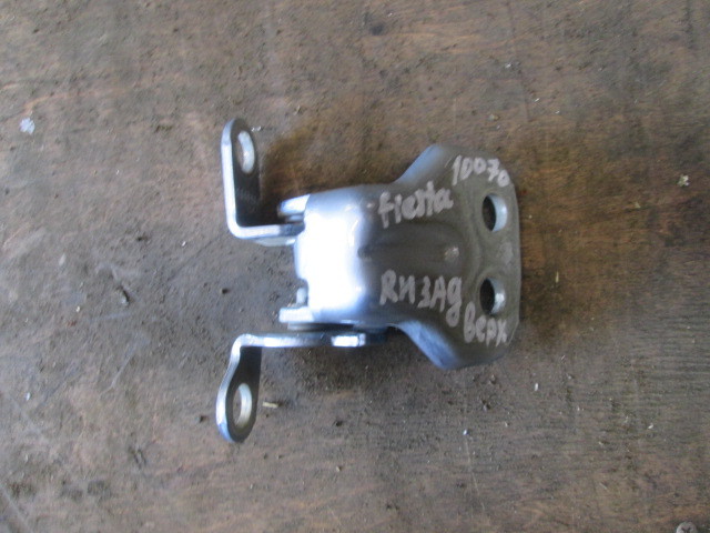Петля двери Ford Fiesta V 2001-2009 на Ford Fiesta V
