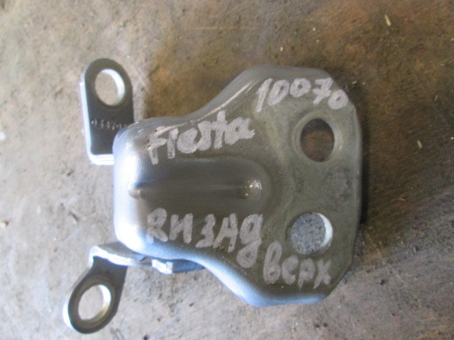 Петля двери Ford Fiesta V 2001-2009 на Ford Fiesta V