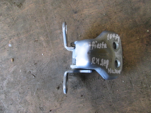 Петля двери Ford Fiesta V 2001-2009 на Ford Fiesta V