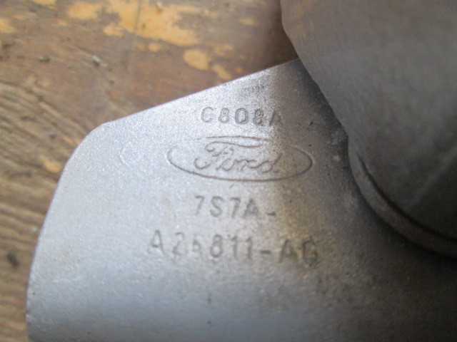 Петля двери Ford Mondeo 4 2007-2010 на Ford Mondeo 4