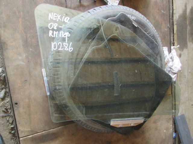 Стекло двери передней правой Daewoo Nexia  2008-2015 на Daewoo Nexia 