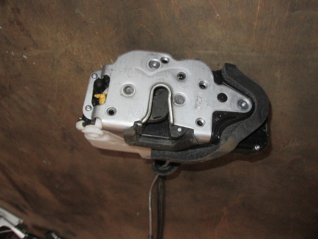 Замок двери передней правой Chevrolet Cruze 2009-2013 на Chevrolet Cruze