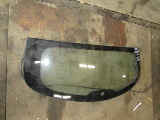 Стекло двери багажника Nissan Qashqai J10 2006-2010 на Nissan Qashqai J10