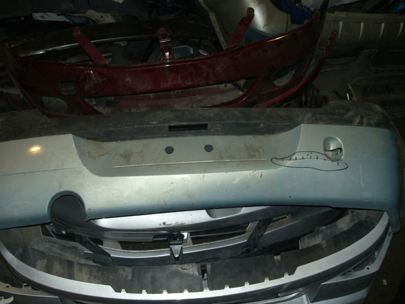 Бампер задний Renault logan I 2004-2009 на Renault logan I