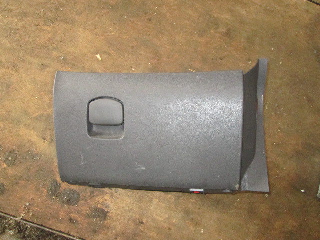 Бардачок Opel Corsa D  2010-2014 на Opel Corsa D 