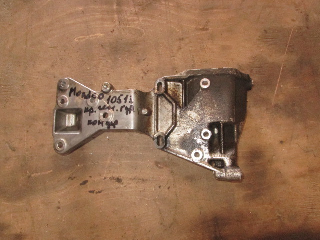 Кронштейн генератора Ford Mondeo 4 2007-2010 на Ford Mondeo 4
