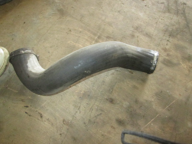 Патрубок Ford Mondeo 4 2007-2010 на Ford Mondeo 4