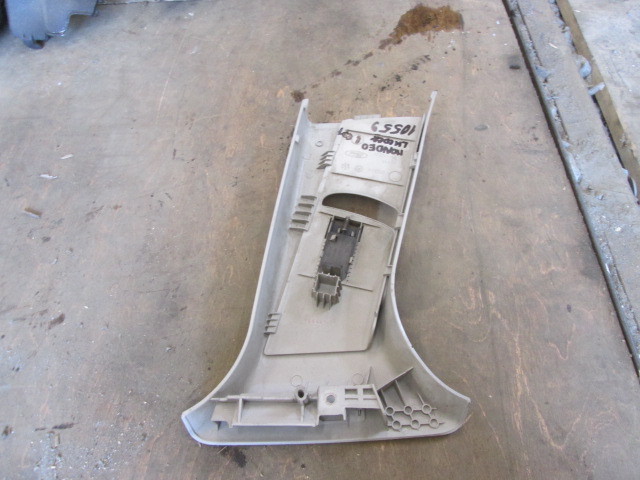 Обшивка стойки Ford Mondeo 4 2007-2010 7S71A24583 на Ford Mondeo 4