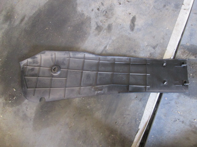 Обшивка салона Ford Mondeo 4 2007-2010 7S71A046B27 на Ford Mondeo 4