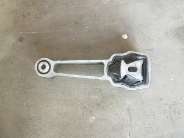 Кронштейн двигателя задний Ford Mondeo 4 2007-2010 на Ford Mondeo 4