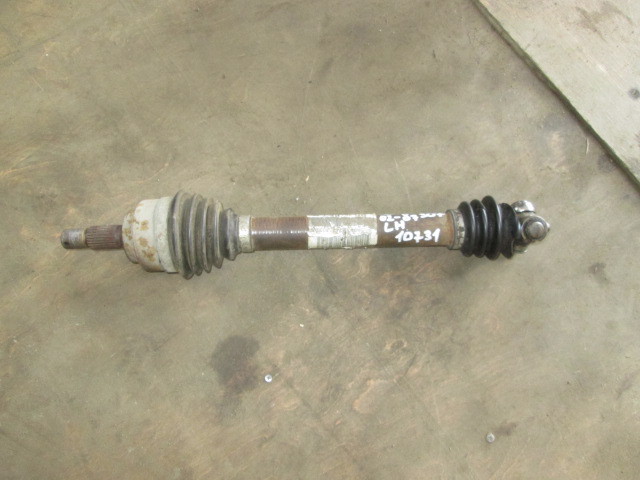 Полуось передняя левая Peugeot 307 2001-2008 на Peugeot 307
