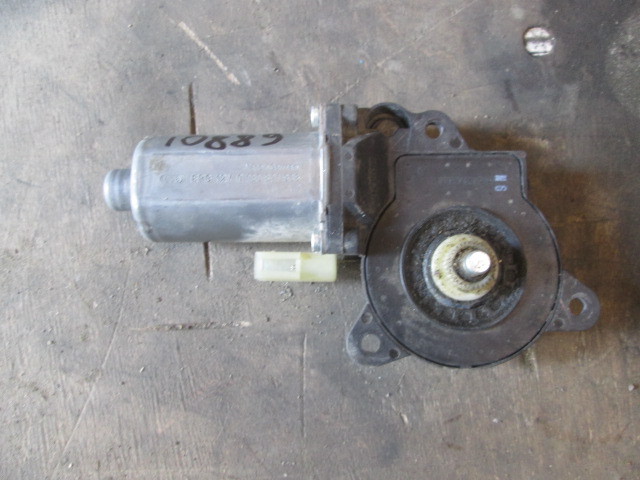 Моторчик стеклоподъемника Ford Fiesta V 2001-2009 на Ford Fiesta V