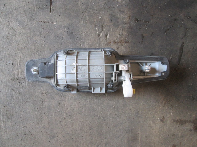 Ручка двери наружная левая SsangYong Kyron  2005-2007   7344031000 на SsangYong Kyron 