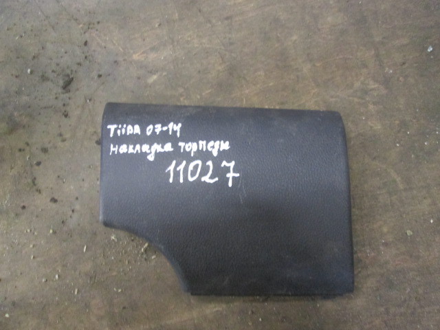 Кузов наружные элементы на Nissan Tiida C11