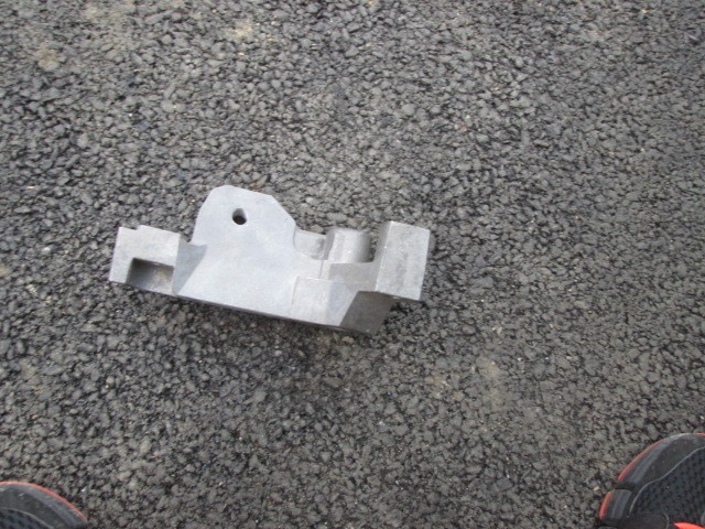 Кронштейн двигателя правый Nissan Tiida C11 2004-2012 на Nissan Tiida C11