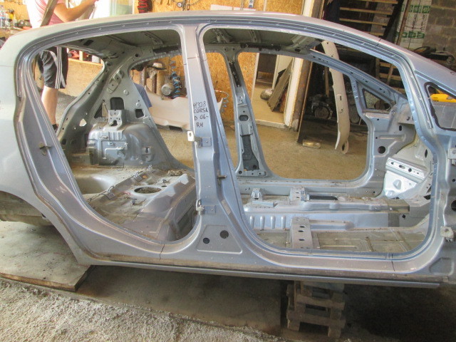 Порог со стойкой правый Opel Corsa D  2010-2014 на Opel Corsa D 