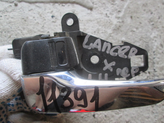 Ручка двери внутренняя левая Mitsubishi Lancer X 2007-н.в. на Mitsubishi Lancer X