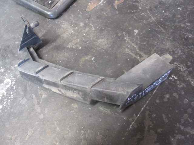 Кронштейн крепления фары Mazda 6 (GH) 2007-2010 на Mazda 6 (GH)