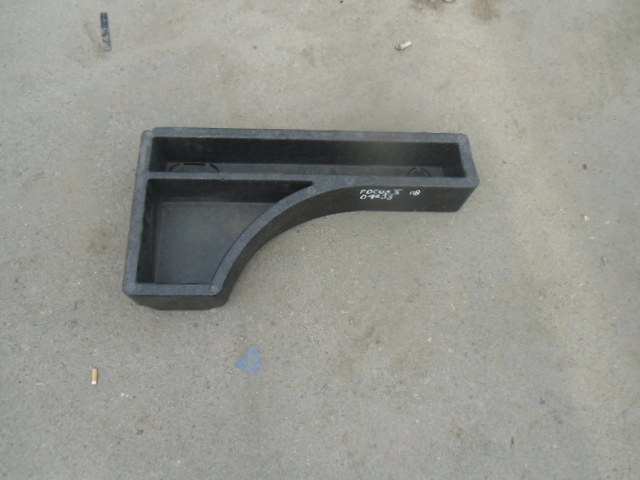 Ящик для инструмента Ford Focus 2 2005-2008 на Ford Focus 2