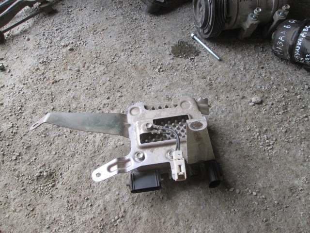 блок управления рулевой рейкой Mazda 6 (GH) 2007-2010 на Mazda 6 (GH)