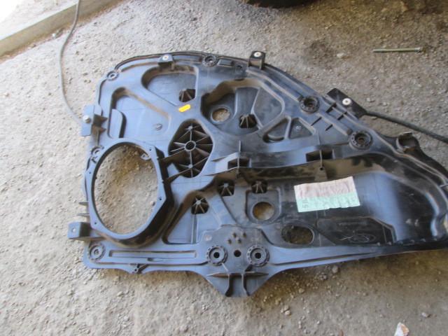 Обшивка двери задней левой Ford Fiesta V 2001-2009 на Ford Fiesta V
