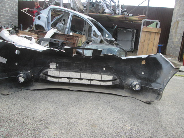 Бампер передний Nissan Qashqai J11 2013-н.в. на Nissan Qashqai J11