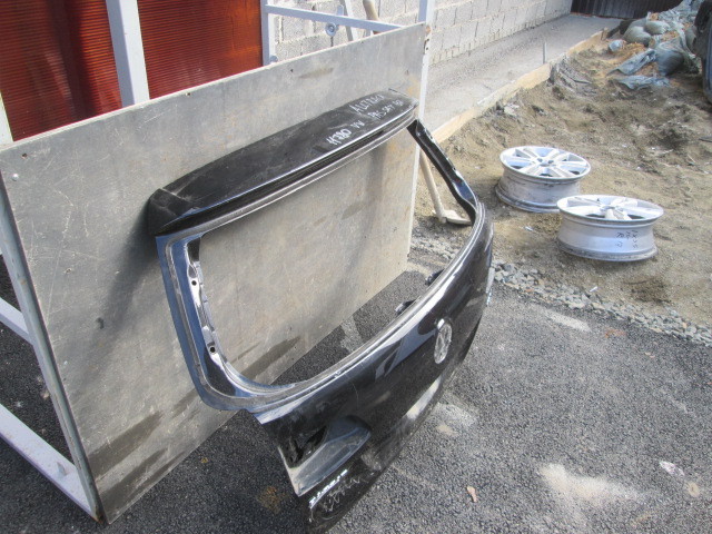 Дверь багажника Volkswagen Passat I  2011-н.в. на Volkswagen Passat I 
