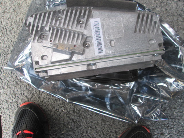 Дисплей информационный Audi A6 (C7) 2011-2014 4G0919604G    4G0919604 на Audi A6 (C7)