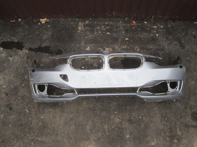Бампер передний BMW 3-Series (F3x) 2011-2016 на BMW 3-Series (F3x)