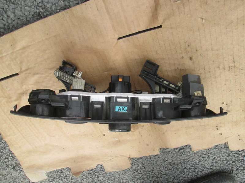 Блок управления климатической установкой Chevrolet Aveo T250 2006-2012 на Chevrolet Aveo T250