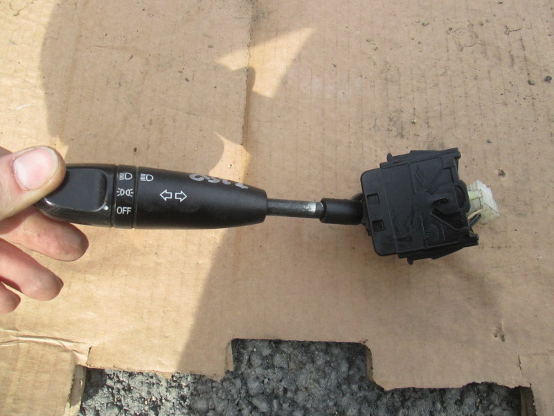 Переключатель подрулевой Chevrolet Aveo T250 2006-2012 на Chevrolet Aveo T250
