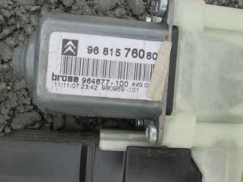 Моторчик стеклоподъемника Citroen C4 I 2004-2014 на Citroen C4 I