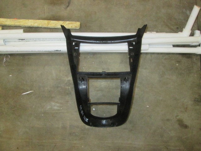 Накладка на центральную консоль Citroen C4 I 2004-2014 9646338577 на Citroen C4 I