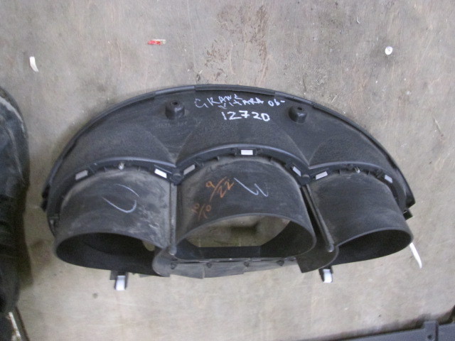 Накладка щитка приборов Suzuki Grand Vitara  2005-2008 на Suzuki Grand Vitara 