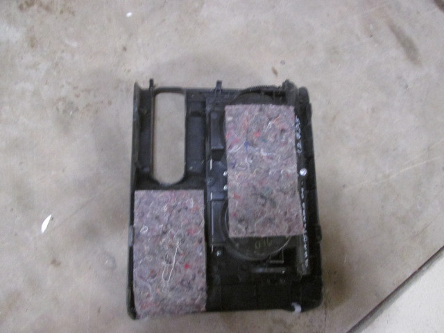 Подстаканник Suzuki Grand Vitara  2005-2008 на Suzuki Grand Vitara 