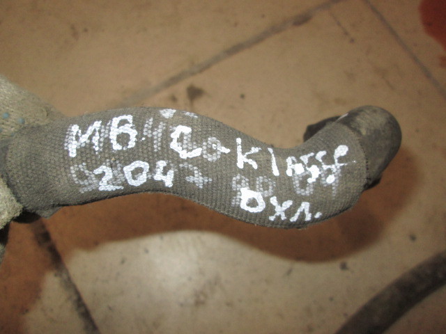 Патрубок охлаждения Mercedes-Benz C-Class W204 2006-2011 на Mercedes-Benz C-Class W204