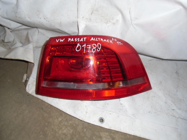 Фонарь задний правый Volkswagen Passat VII (B7, универсал) 2010-н.в. на Volkswagen Passat VII (B7)