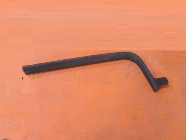 Накладка порога (внутренняя) Citroen C4 I 2004-2014 9646210877 на Citroen C4 I
