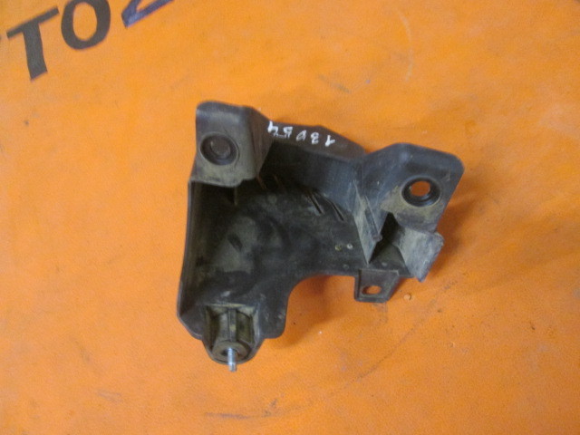 Кронштейн заднего бампера Citroen C4 I 2004-2014 на Citroen C4 I