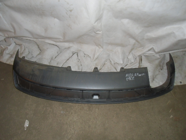 Накладка заднего бампера под номер Audi A4 (B8) 2007-2011 на Audi A4 (B8)