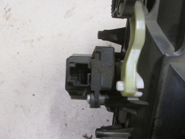 Заслонка отопителя с моторчиком Citroen C4 I 2004-2014 на Citroen C4 I