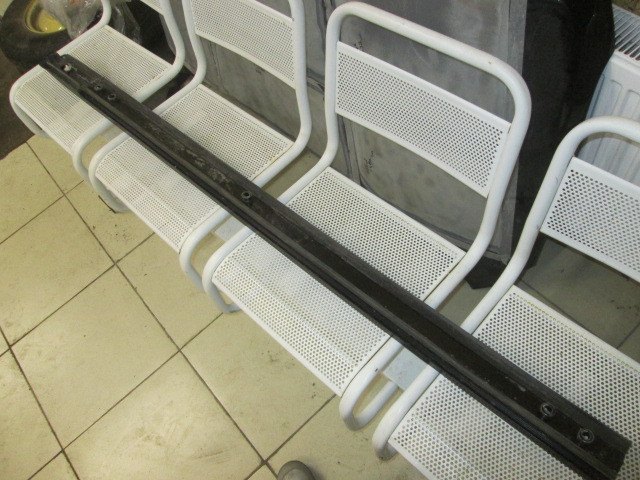 Крепеж рейлинга передний правый Suzuki Grand Vitara  2005-2008 на Suzuki Grand Vitara 