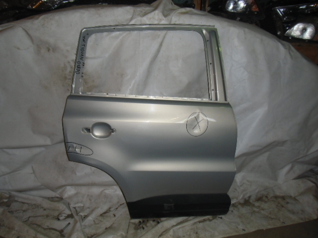 Дверь задняя правая Volkswagen Tiguan  2011-2016 на Volkswagen Tiguan 
