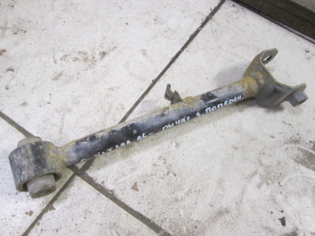 Рычаг задний нижний левый передний Suzuki Grand Vitara  2005-2008 на Suzuki Grand Vitara 