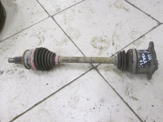 Полуось передняя левая Suzuki Grand Vitara  2005-2008 на Suzuki Grand Vitara 