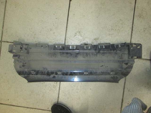Кронштейн заднего бампера BMW 5-Series(F10,F11,F07) 2009-2013 на BMW 5-Series(F10,F11,F07)