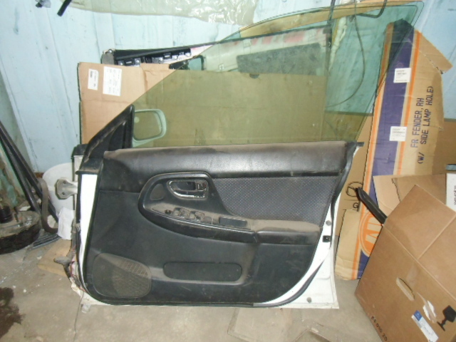 Дверь передняя правая Subaru Impreza  2000-2002 на Subaru Impreza 
